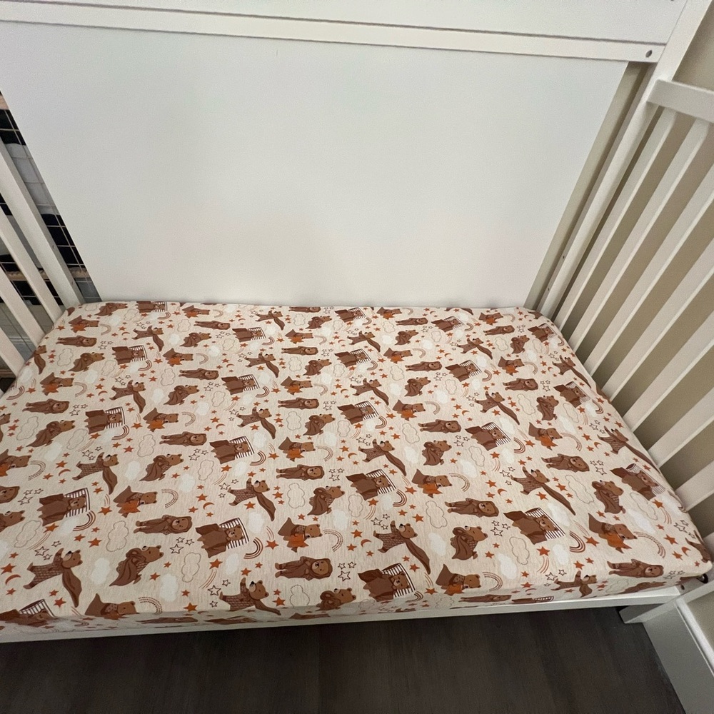 Little sleepies crib sheet